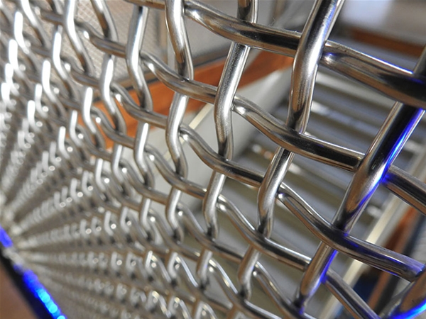 Stainless steel woven wire screens