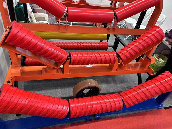 Polyurethane idler and drive rollers